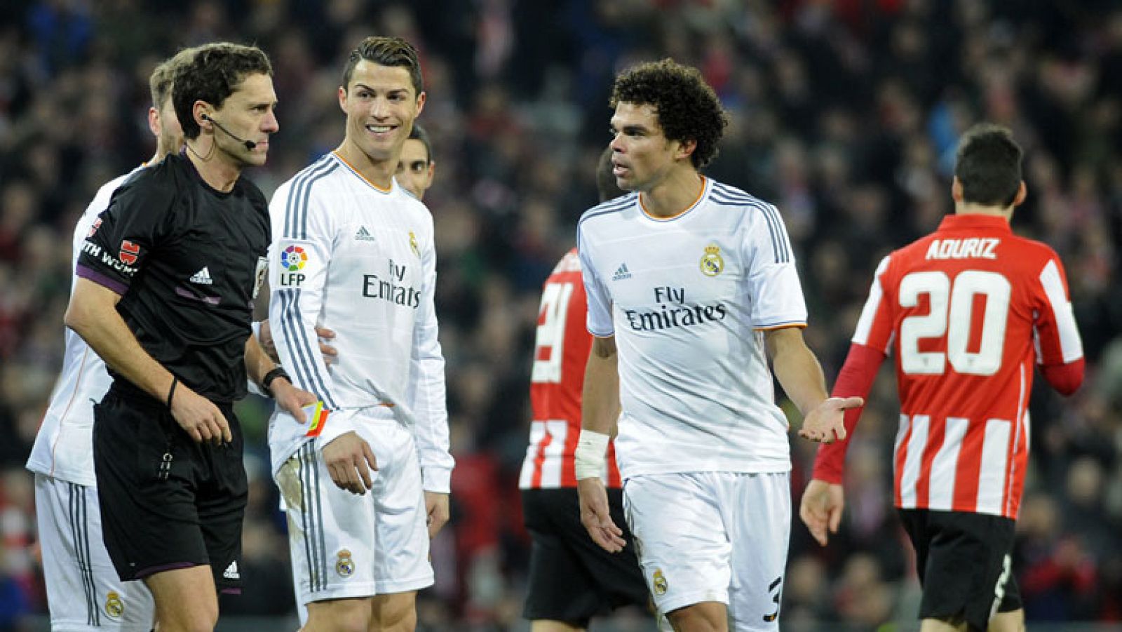 Ayza Gámez, el árbitro que expulsó a Cristiano, irá un mes a la 'nevera' | Ver