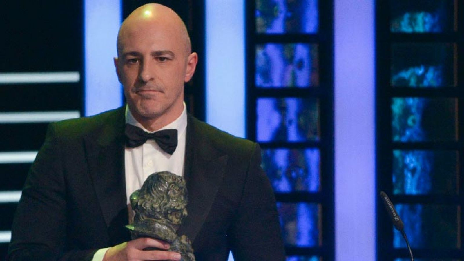 Premios Goya: Roberto Álamo, Goya al mejor actor de reparto por su papel en "La gran familia española" | RTVE Play