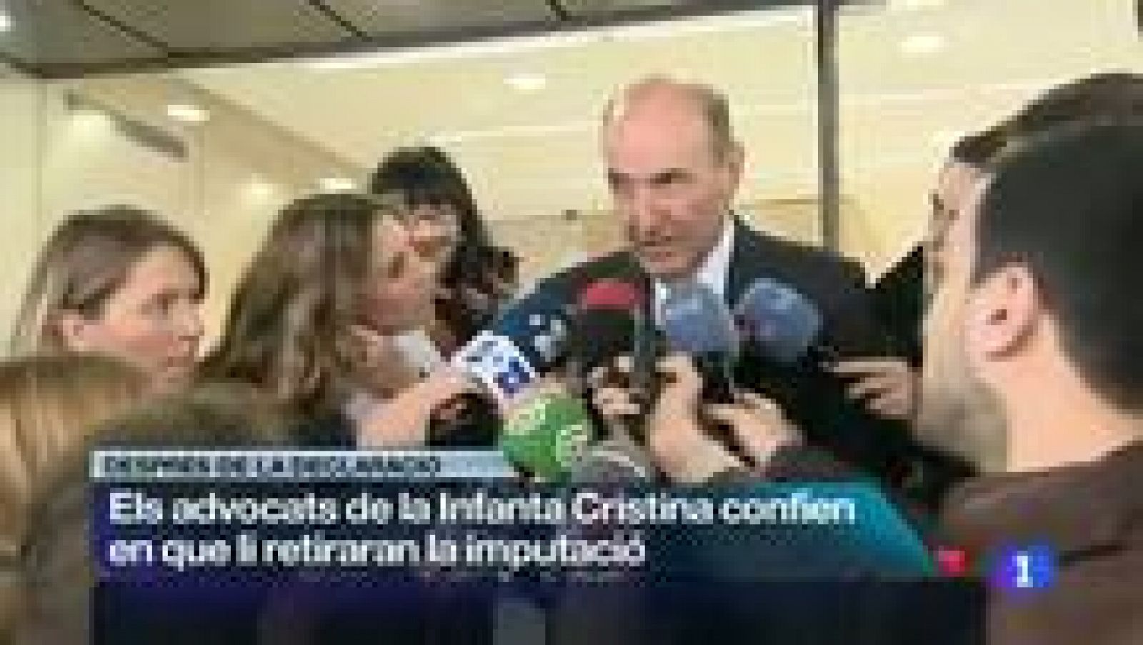 L'Informatiu: L'informatiu en 3' - 10/02/2014 | RTVE Play