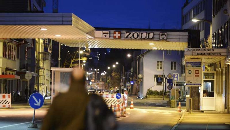 Tras el referéndum que limita la inmigración en Suiza, la UE revisará sus acuerdos