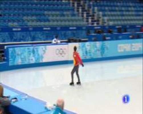 Primera toma de contacto de Javier Fernández con el hielo de Sochi