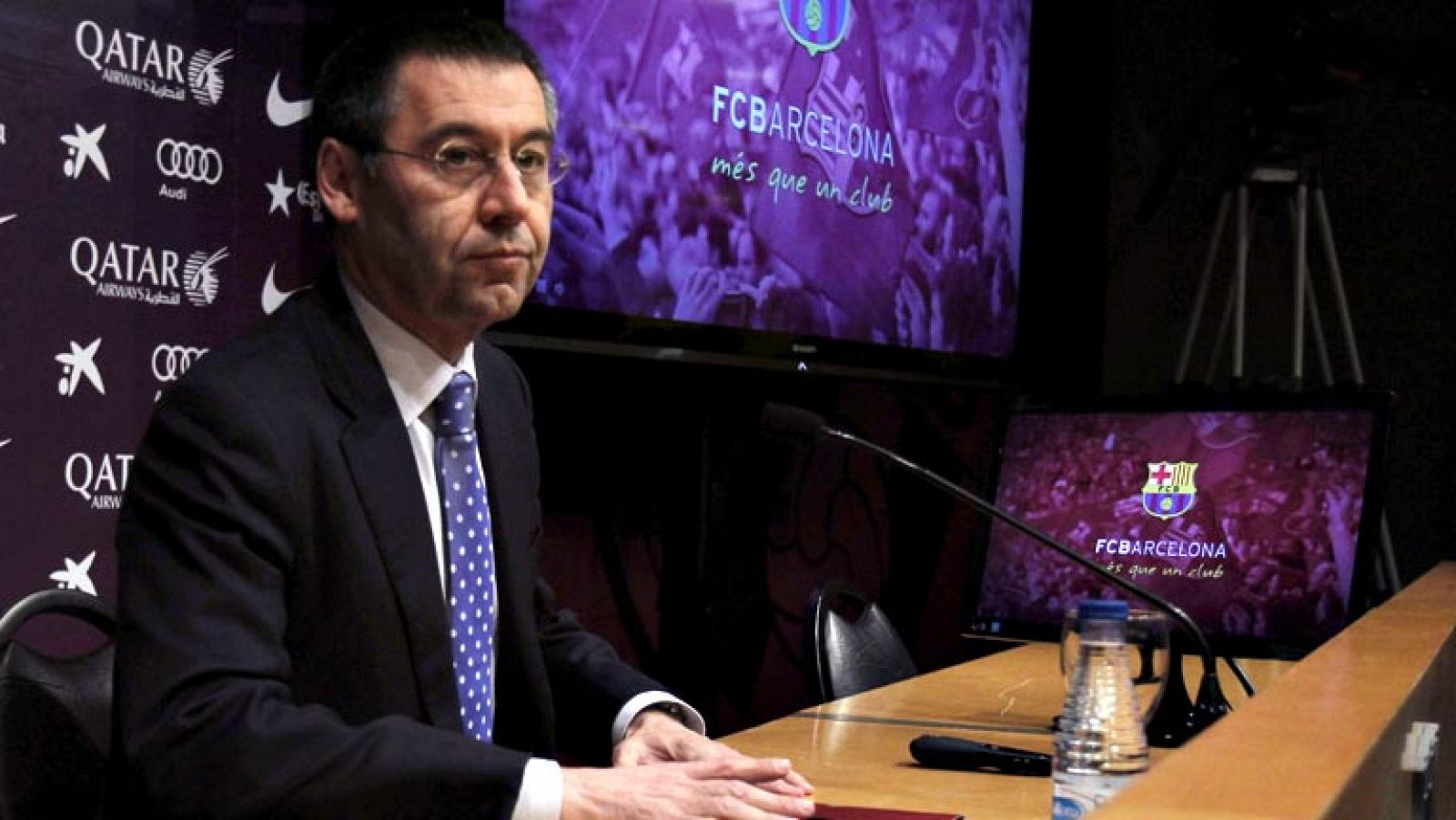 Telediario 1: Bartomeu renueva la junta directiva del FC Barcelona | RTVE Play
