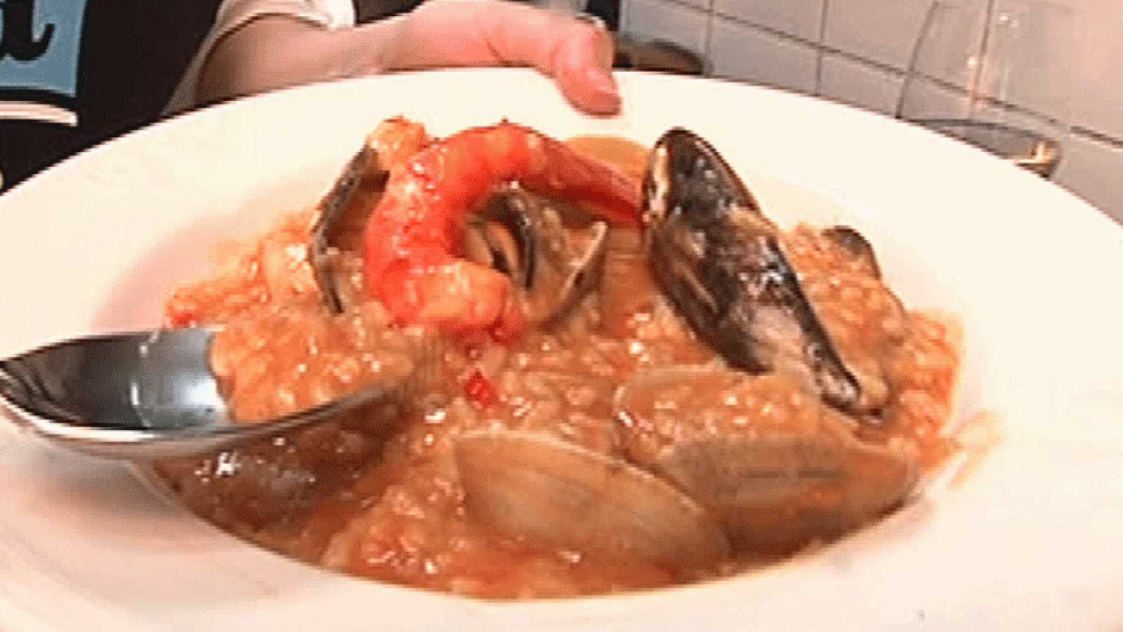 RTVE Cocina: Arroz caldoso con pescado y marisco | RTVE Play