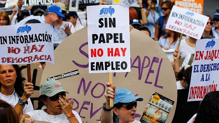 La falta de papel ahoga la prensa en Venezuela 