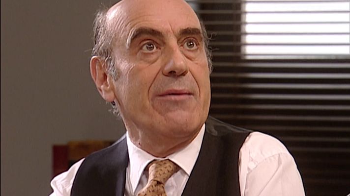 Amar en tiempos revueltos - Episodio 33