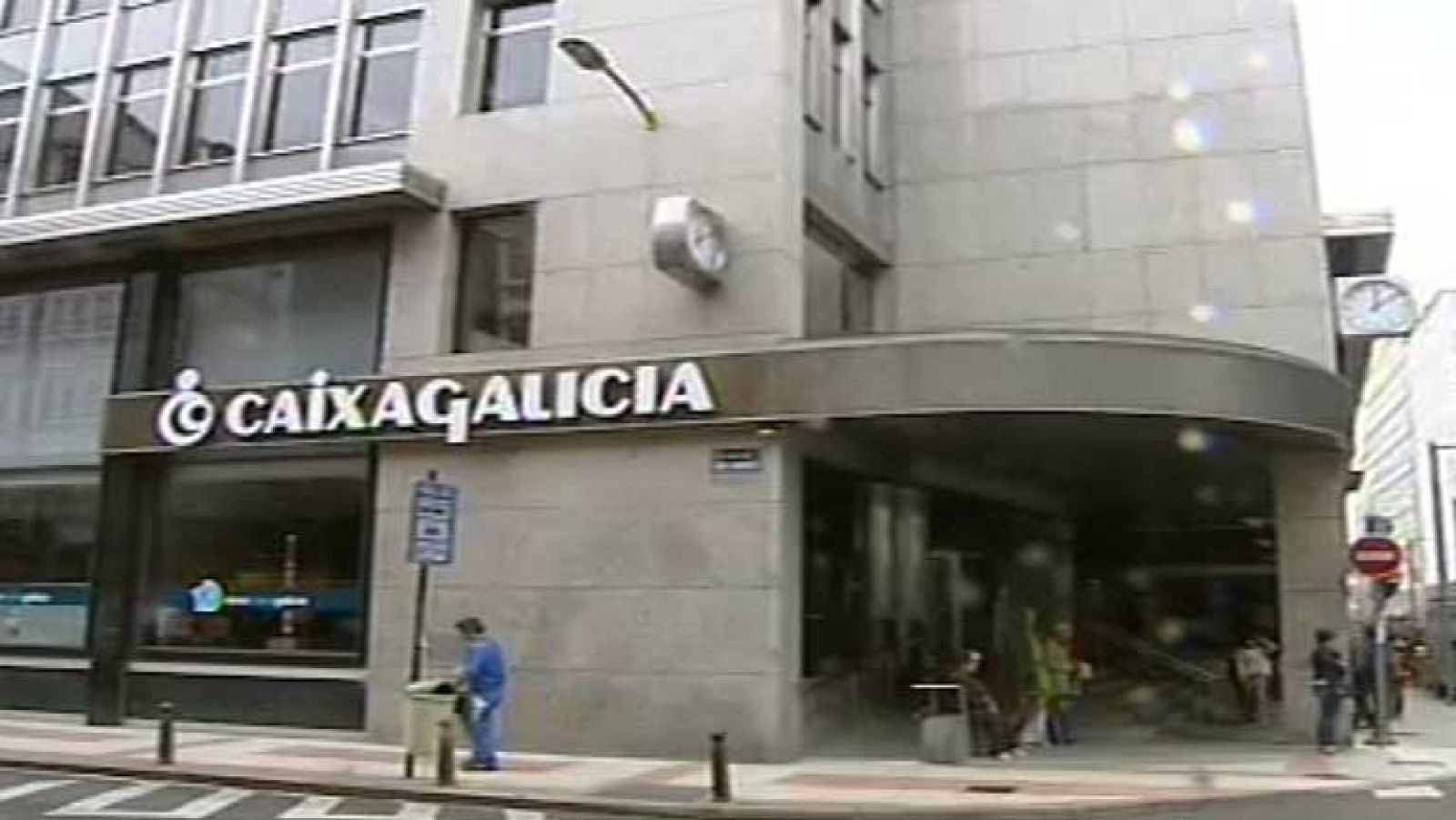 El juez ve indicios para juzgar a la excúpula de Novacaixagalicia por las prejubilaciones