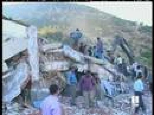  - Se derrumba una escuela en Turquía