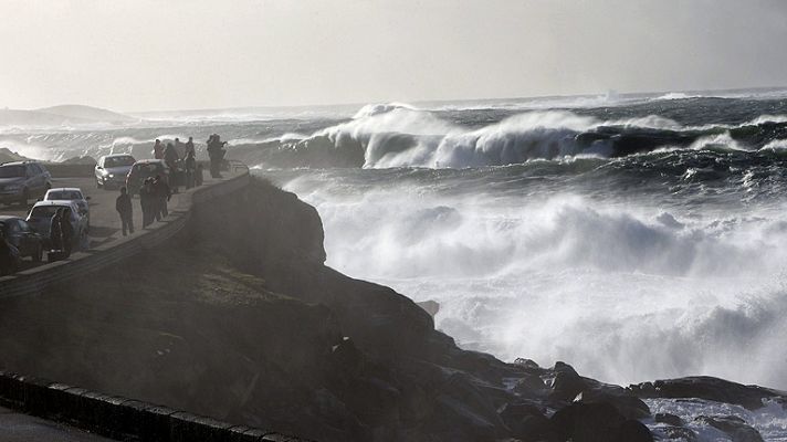 Una veintena de provincias, en alerta por lluvias, vientos, oleaje, nevadas y deshielos