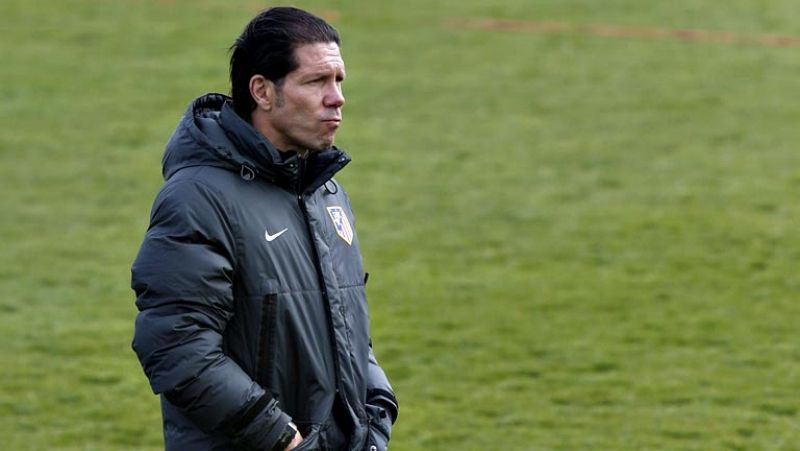 El argentino Diego Simeone, entrenador del Atlético de Madrid, dijo hoy que las tres derrotas seguidas tienen que "dar más energía y más fuerza" a su equipo y recordó que "siempre hay revancha", por lo que remarcó que frente al Valladolid es un "buen