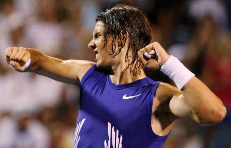 Nadal es virtualmente el jugador número uno de la ATP. El mallorquín destrona a Roger Federer, que contra todo pronóstico ha caído eliminado del Torneo de Cincinnati.