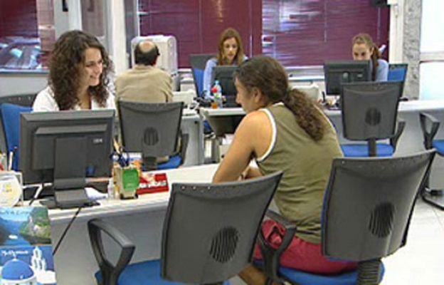  - Pedir prestado para ir de viaje