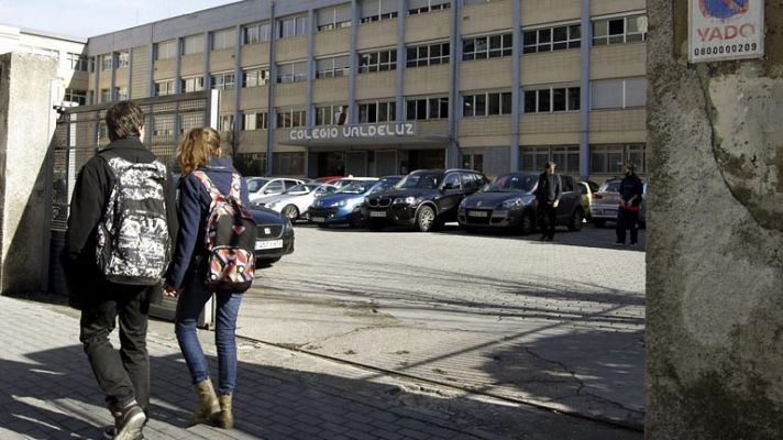 Profesor acusado de abusos