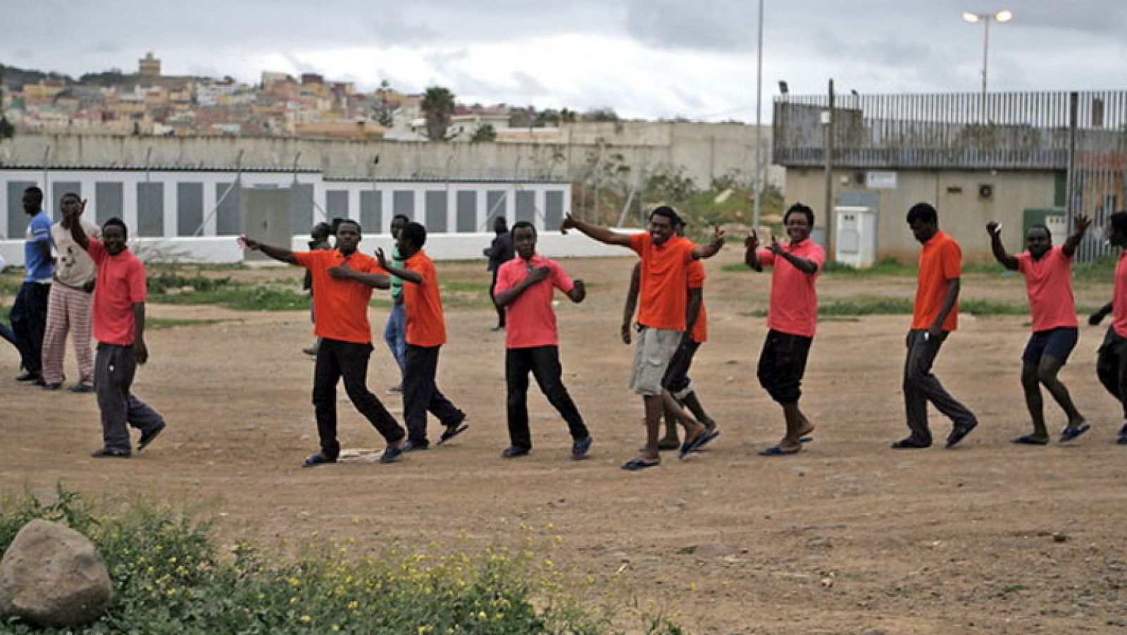 En Melilla se ha producido un nuevo intento de salto masivo de inmigrantes 