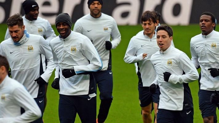 Telediario 1 - Dos meses de altibajos para el City y el Barça