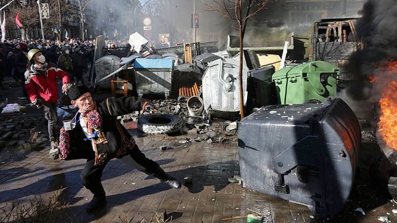 Violencia y disturbios en las calles de Kiev 
