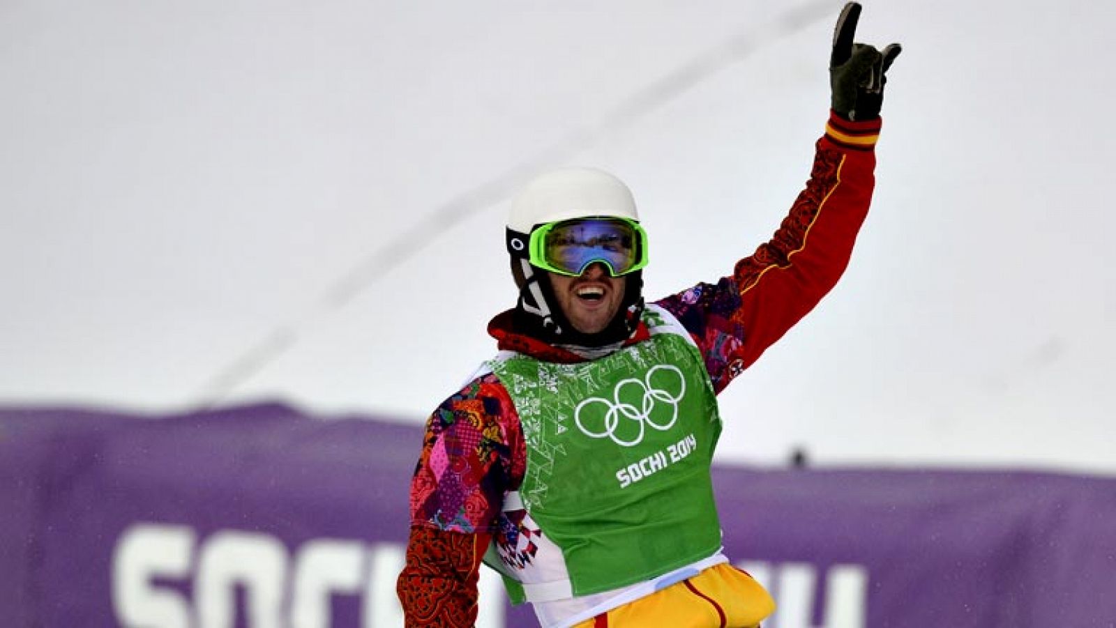 Telediario 1: La mala suerte deja a Lucas Eguibar fuera de la lucha por las medallas en Sochi | RTVE Play