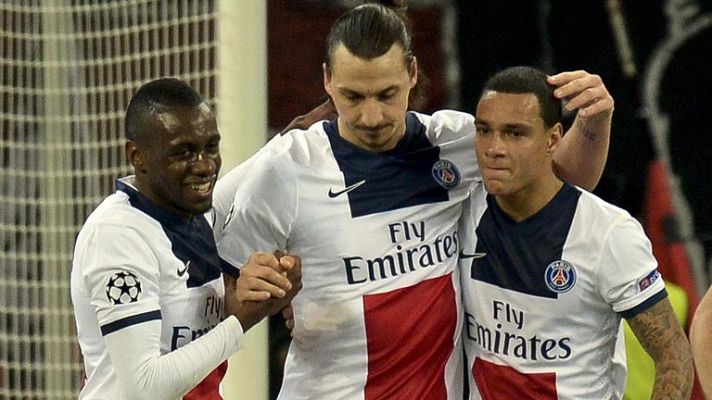 Ibrahimovic amplía distancias para el PSG de penalti (0-2)