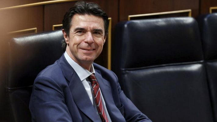 Informativo 24h - Soria: los consumidores podrán elegir entre tres fórmulas para pagar la electricidad