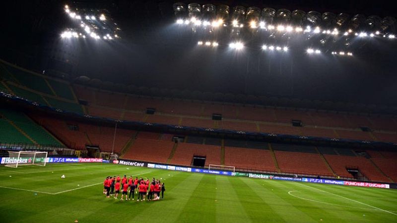 El Atlético de Madrid visita San Siro para enfrentarse al Milan en partido de ida de los octavos de final de la Champions League. Un rival y un escenario idóneos para poner a prueba la ambición y, sobre todo, la competitividad de un equipo que aspira