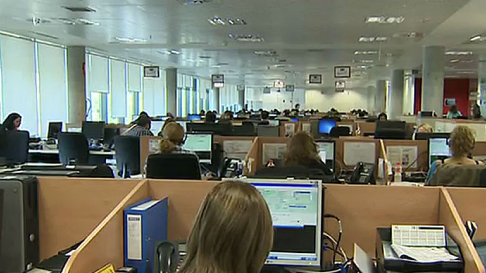 El Congreso da luz verde a la nueva ley que regula los cigarrillos electrónicos y el 'spam' telefónico