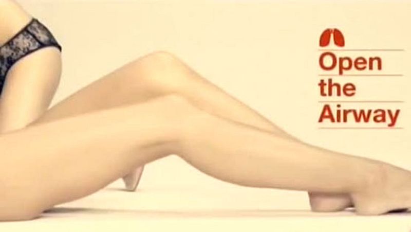 Denuncia de un vídeo sexista utilizado para un curso de socorrismo en Jaca 