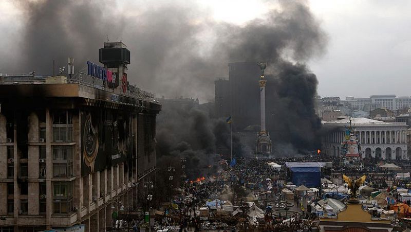 La tregua salta por los aires en Ucrania y se reanudan los disturbios en Kiev 