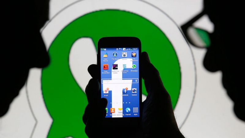 Facebook compra Whatsapp para ganar tiempo en el móvil