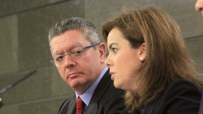 Telediario 1 - Financiación de partidos políticos