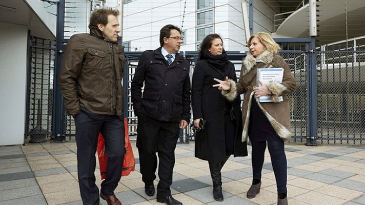 Telediario 1 - Familiares de las víctimas de ETA