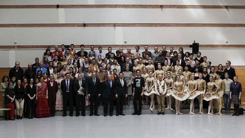 La Reina visita la sede del Ballet y la Compañía Nacional de Danza