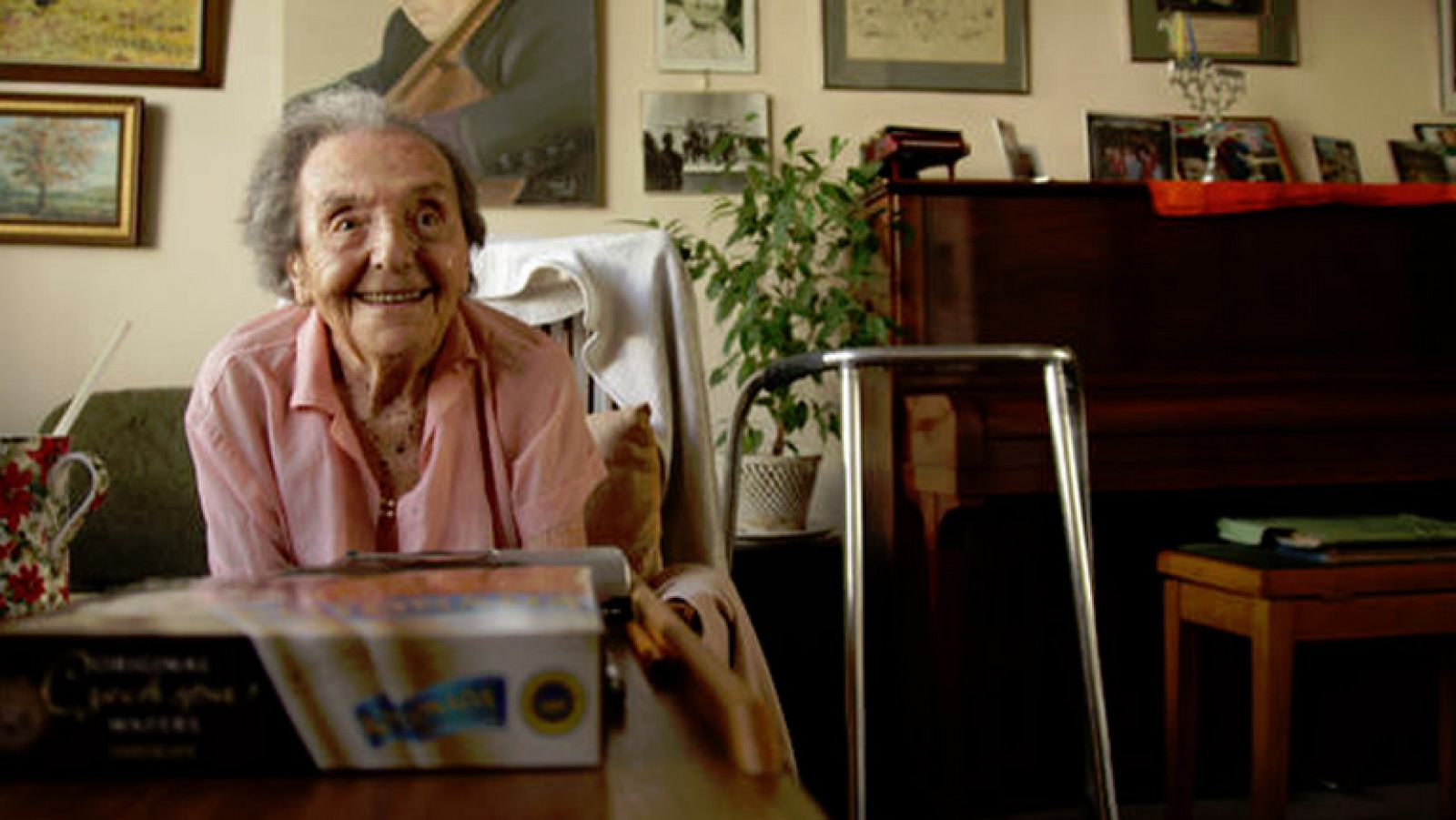 Telediario 1: Muere a los 110 años Alice Herz-Sommer, la superviviente del Holocausto más anciana | RTVE Play