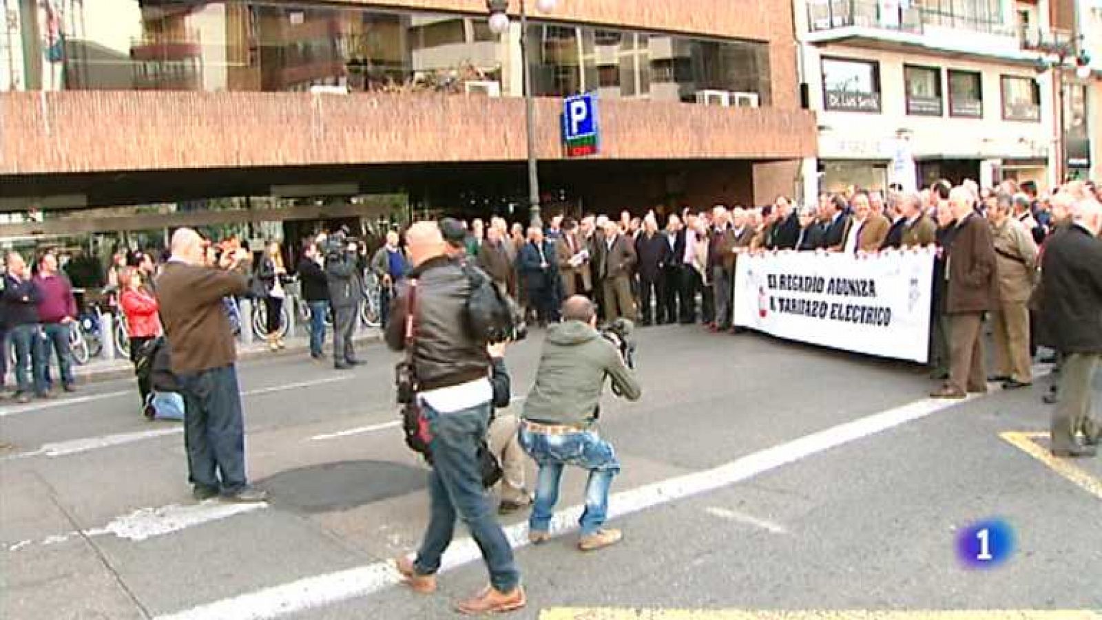 L'informatiu - Comunitat Valenciana: La Comunidad Valenciana en 2' - 26/02/14 | RTVE Play