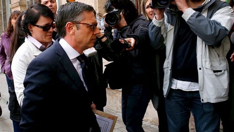 El abogado José Carvajal, imputado por desobediencia y revelación de secretos, como presunto autor del vídeo de la infanta 