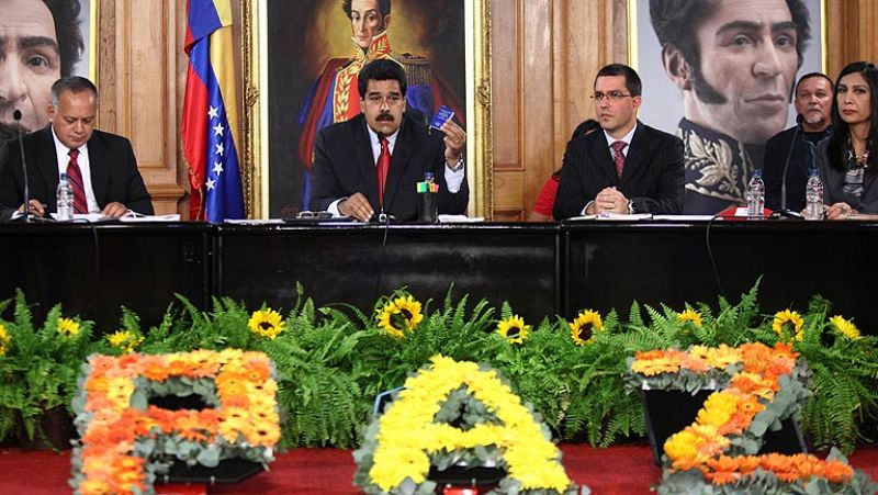 Maduro abre la Conferencia de Paz pidiendo respeto a la Constitución y el fin de la violencia