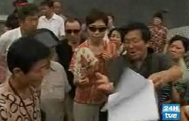  - Enfrentamientos cerca de Tiananmen