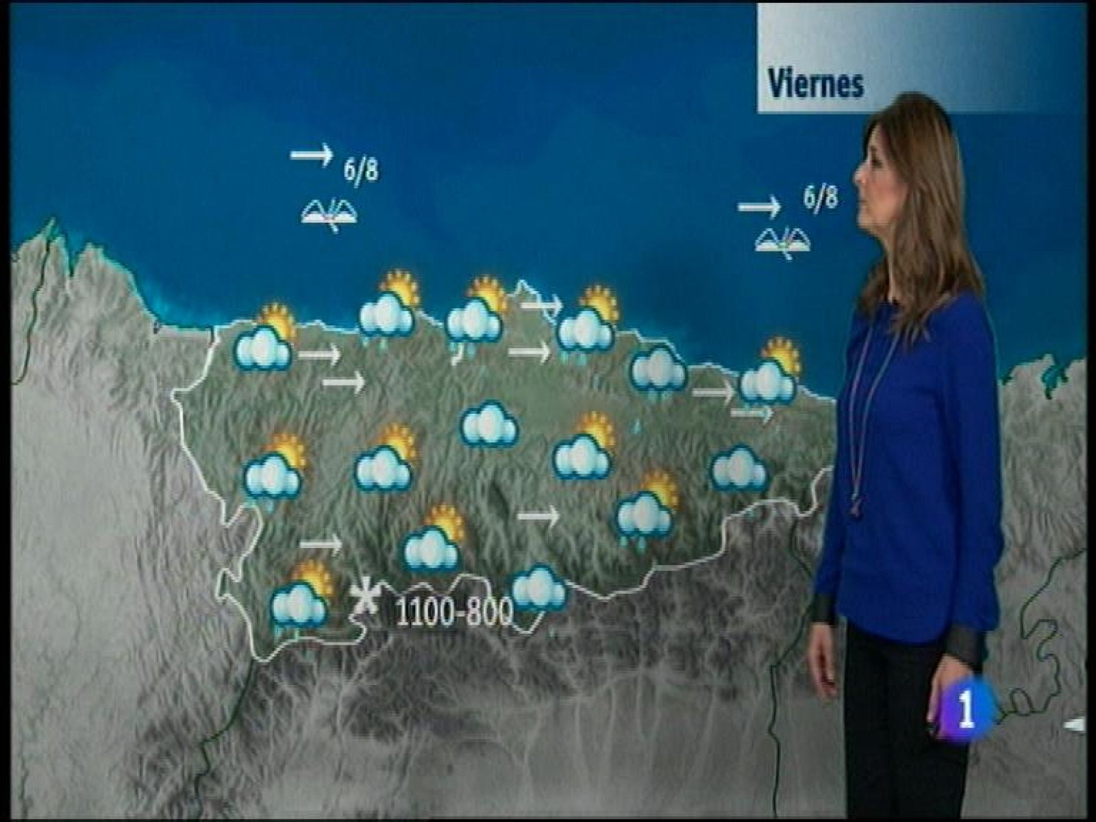  Asturias estará mañana otra vez en alerta por viento y fenòmeno costeros, con olas de hasta siete metros de altura.  Bajarán las temperaturas. Cota de nieve a 800 metros.