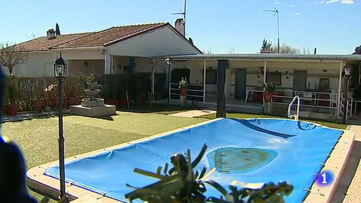 Telediario 1 - Iba para camping, se convirtió en urbanización y ahora hay que demolerlo