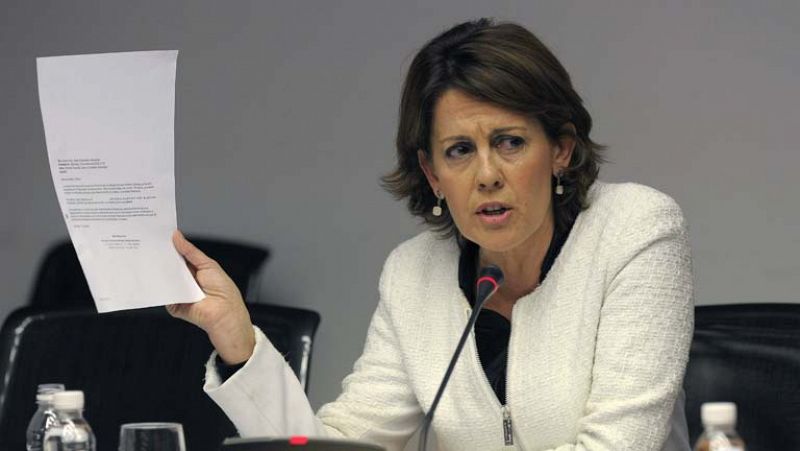 La oposición, excepto el PP, pide la dimisión de la presidenta Barcina y de su consejera de Hacienda 