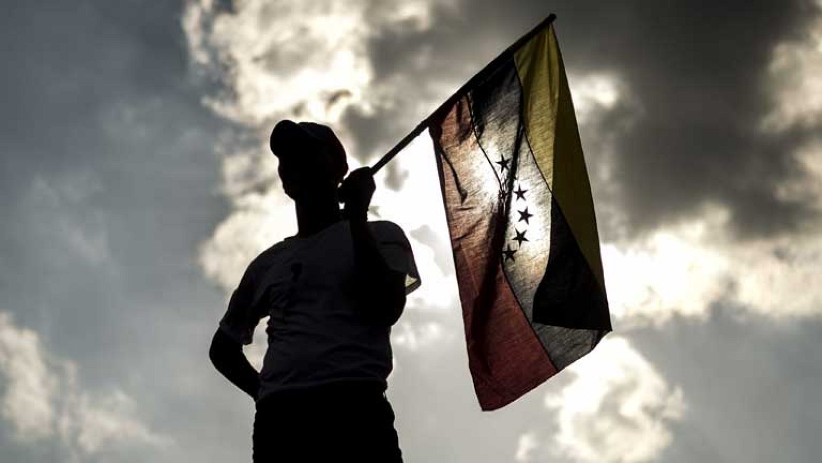 Cientos de opositores exigen en Venezuela la libertad de Leopoldo López