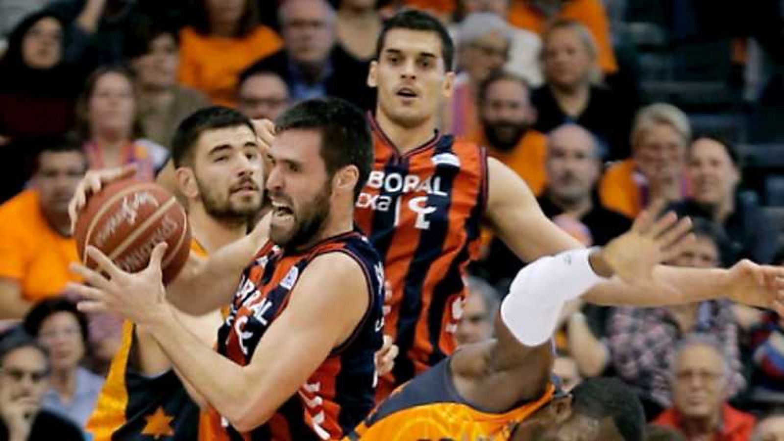 Baloncesto en RTVE: Valencia Basket-Laboral Kutxa | RTVE Play