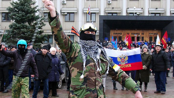 Telediario 1 - Aumenta la presión rusa sobre la península de Crimea