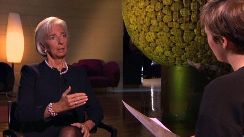 Lagarde insiste en que España debe seguir con las reformas laborales y fiscales para el empleo