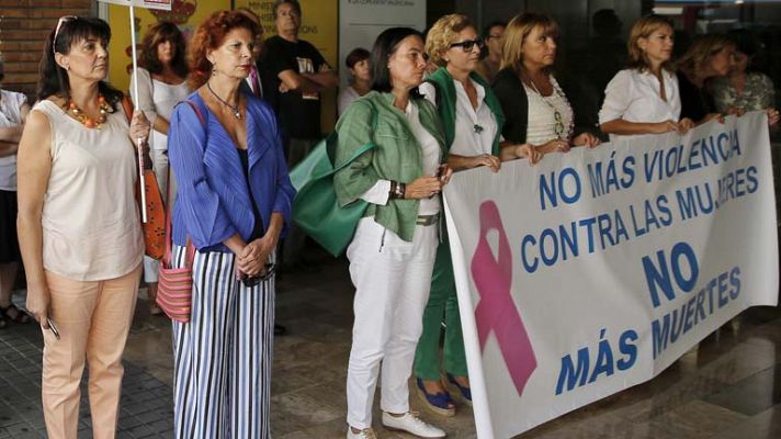 Telediario 1 - Estudio UE sobre violencia mujeres