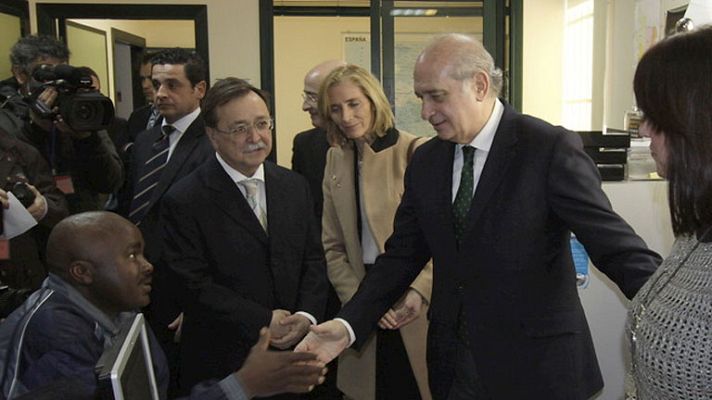 Telediario 1 - Refuerzos en la valla de Ceuta