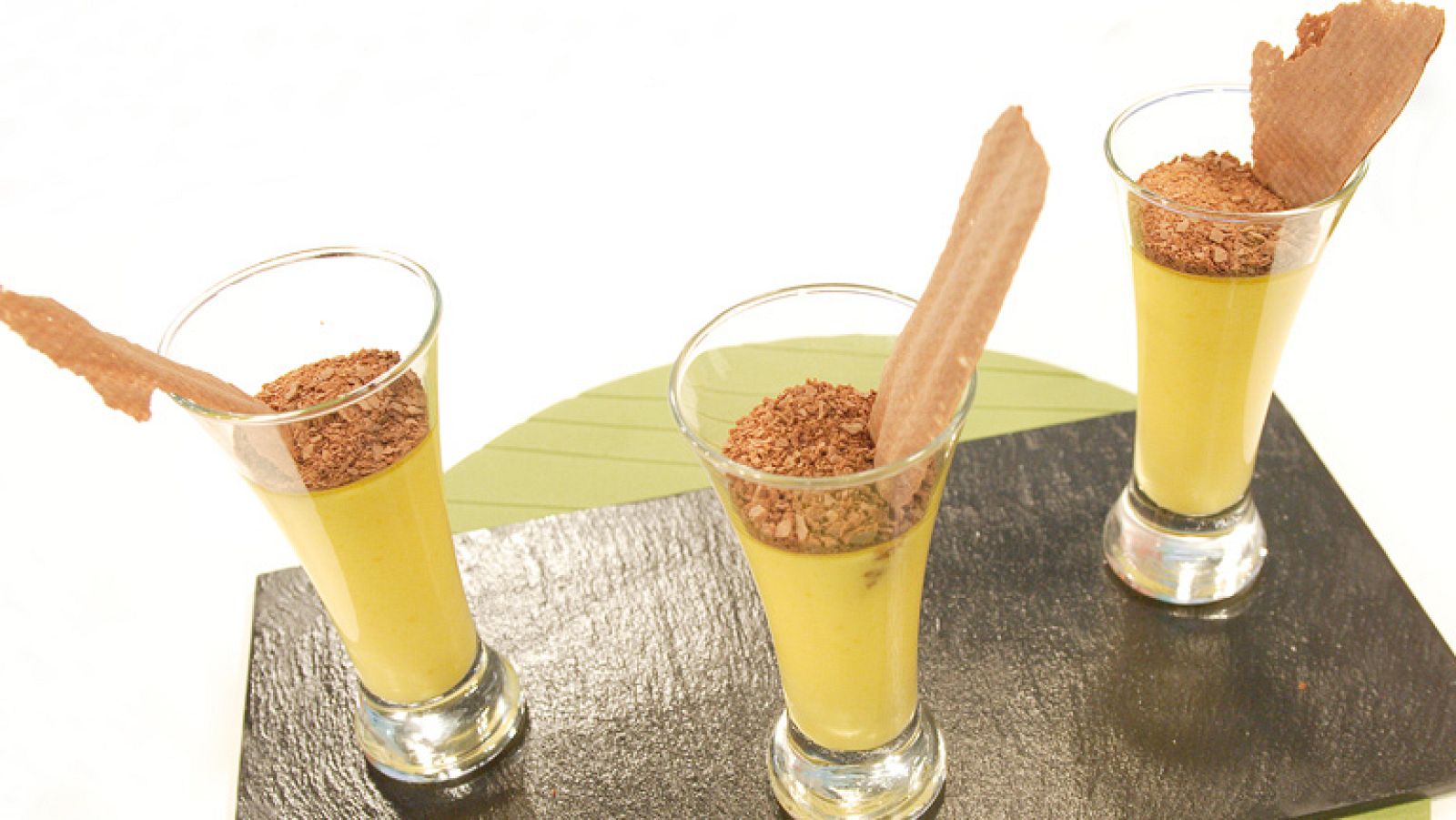 Gazpacho dulce de mango y melocotón