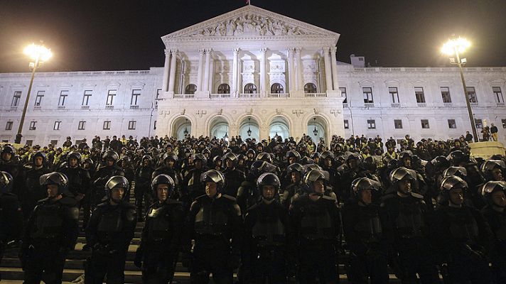 La policía de Portugal se manifiesta contra los recortes del Gobierno