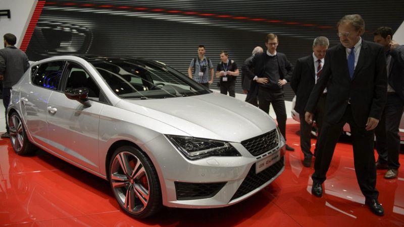 Seat presenta el León Cupra en el Salón del Automóvil de Ginebra