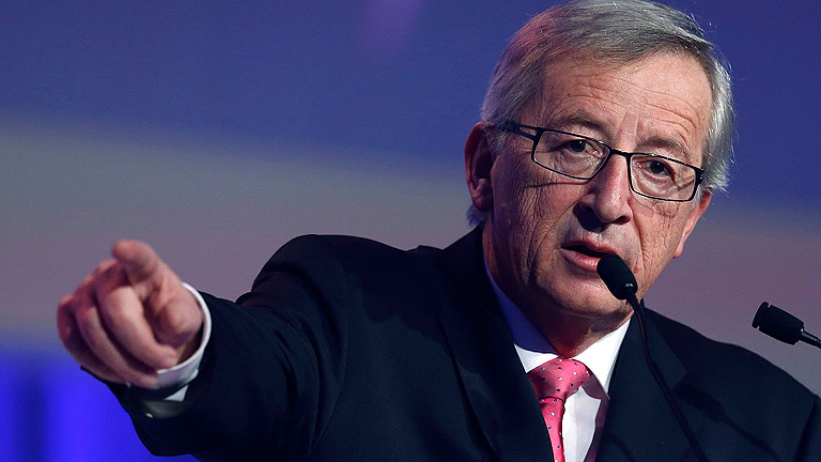 Telediario 1: El Partido Popular Europeo elige a Juncker como candidato para las elecciones europeas | RTVE Play