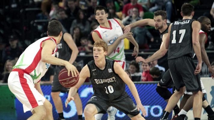 Baloncesto en RTVE - Bilbao Basket 79 - Cajasol 82