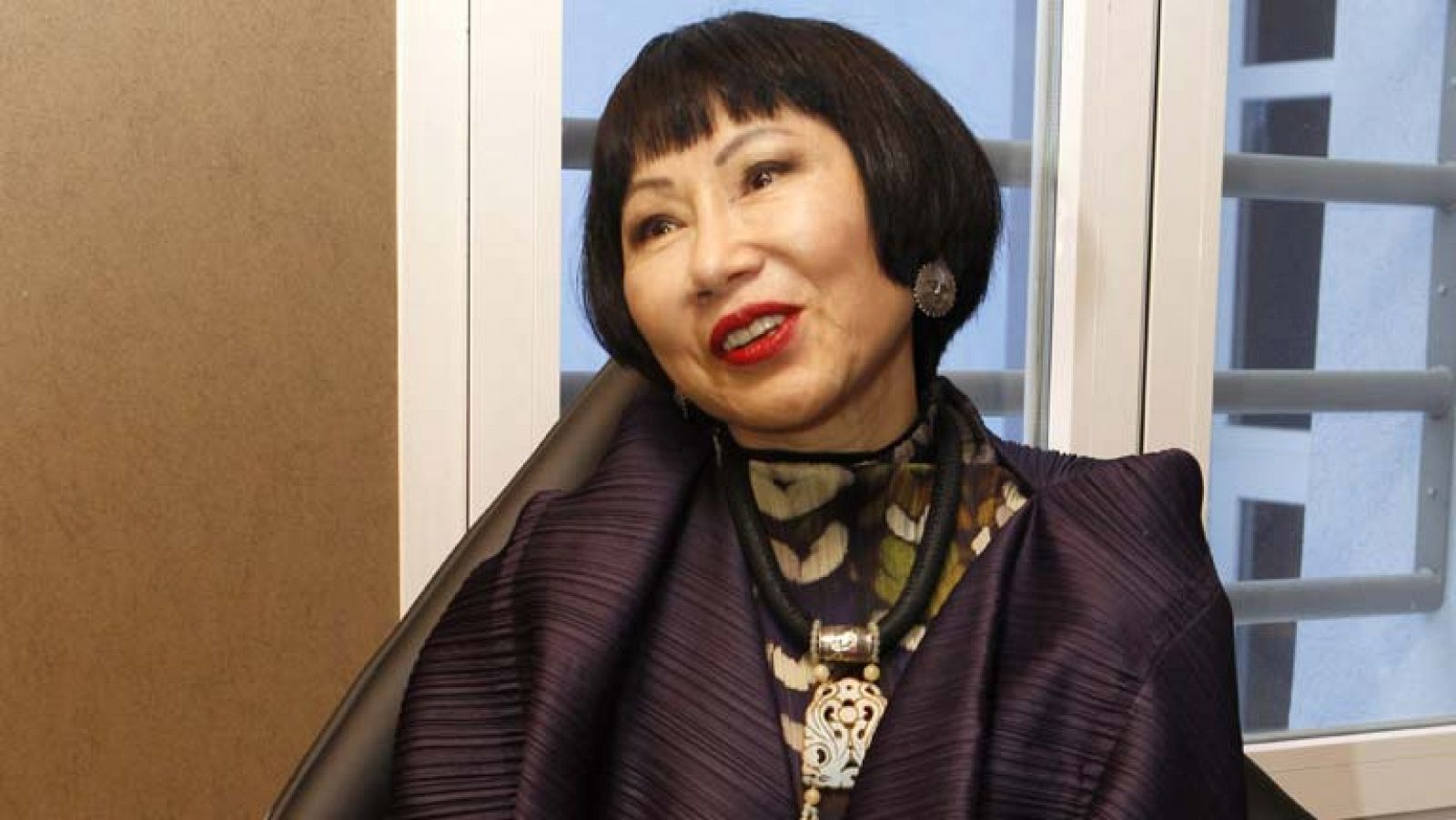 La escritora Amy Tan vuelve con nueva historia, "El valle del asombro"